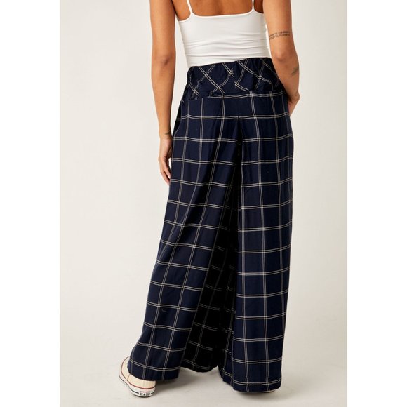 FREE PEOPLE Dance At Dusk Wide Leg Trousers / Navy Combo - Picture 9 of 11